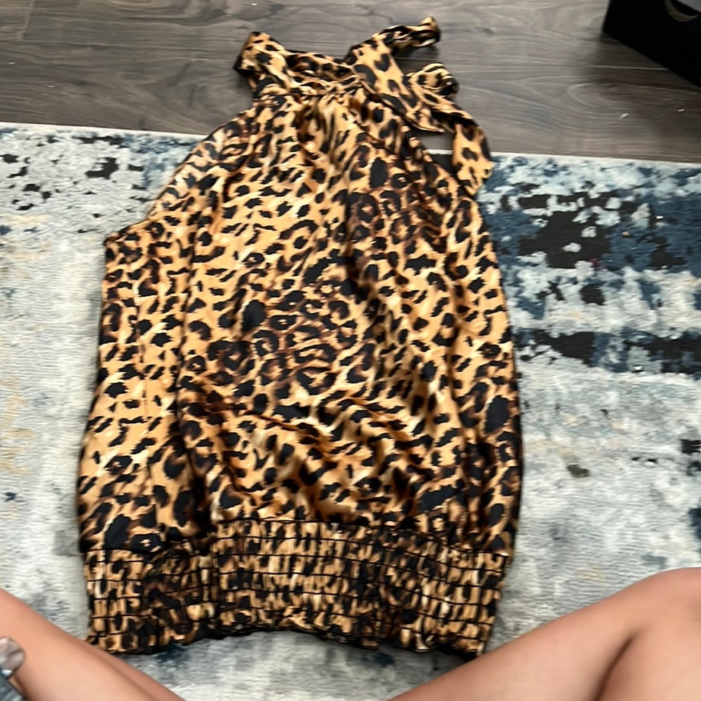 women’s side tie top